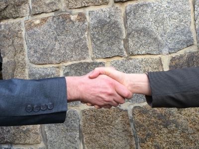 	Image of a Handshake, Symbolizing an Effective NJ Divorce Mediation
